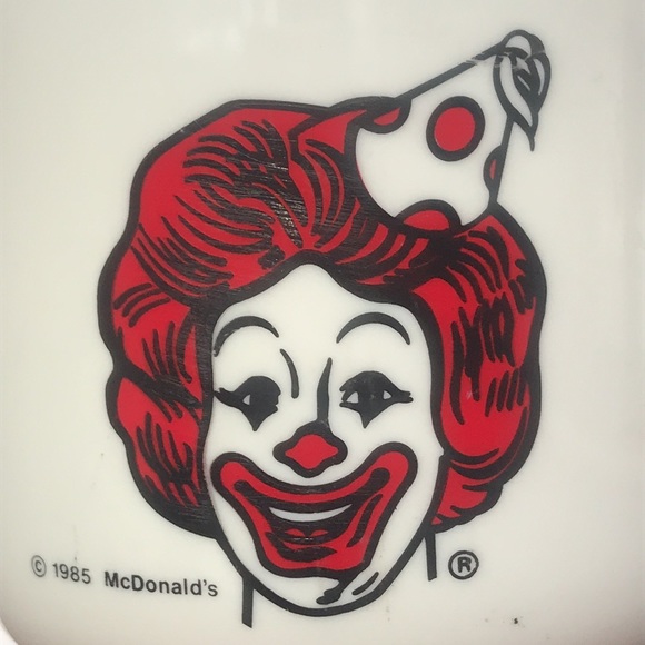 Vintage McDonald's Ronald Plastic Footed Mug Cup - Picture 3 of 9